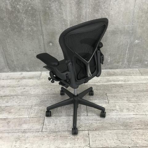 中古】アーロンチェア Herman Miller/ハーマンミラー 肘付ハイバック