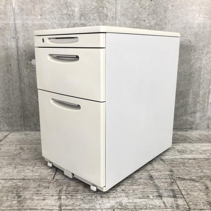 【デスク下のスペースをしっかり有効活用！！】オカムラ　SDワゴン　ニューグレー　グレー　3段　ワゴン　脇机　収納　
                        SD
                                    中古
            