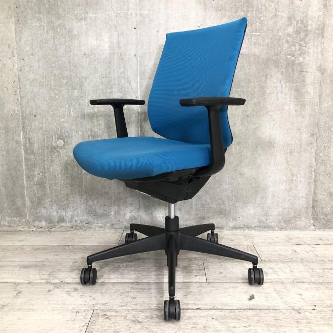 【人気シリーズ入荷！】
■コクヨ製/ウィザード3/ライトブルー
                        ウィザード3 樹脂
                                    中古
            