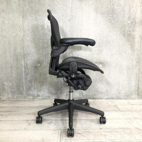 中古】アーロンチェア Herman Miller/ハーマンミラー 肘付ハイバック