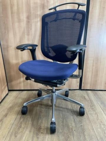 【福岡倉庫在庫】【最高品質のメッシュチェア】オカムラ　コンテッサシリーズ　高級チェア　アルミポリッシュ　可動肘　