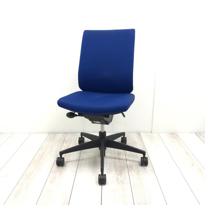 【在庫入替セール品】安心の座り心地！ザ・定番チェア！オフィスの入替や新規事業所の開設に是非！
■コクヨ/ウィザードチェア/ミディアムブルー
                        ウィザードチェア
                                    中古
            