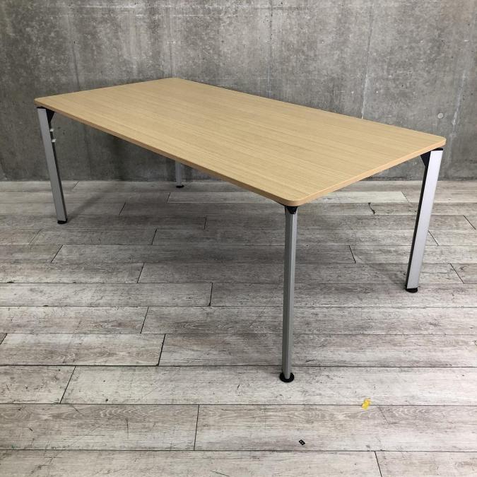 【ミーティングテーブル】
                        DEシリーズ
                                    中古
            