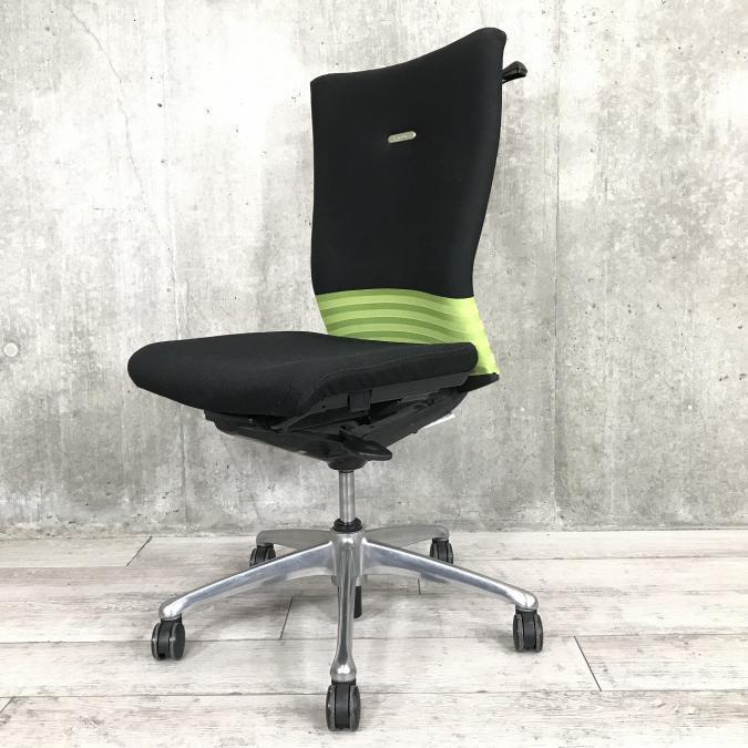 【ふっかふかクッション】
■オカムラ/フィーゴシームレス/コートハンガー付き/グリーン
                        フィーゴチェア
                                    中古
            