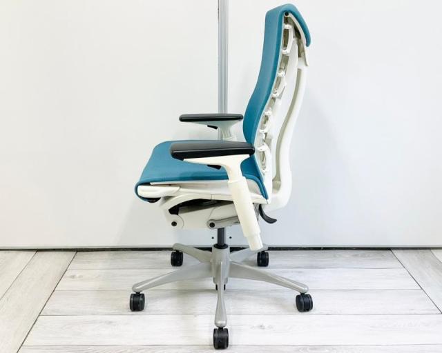 J エンボディチェア ハーマンミラー ホワイト Embody ブルー系