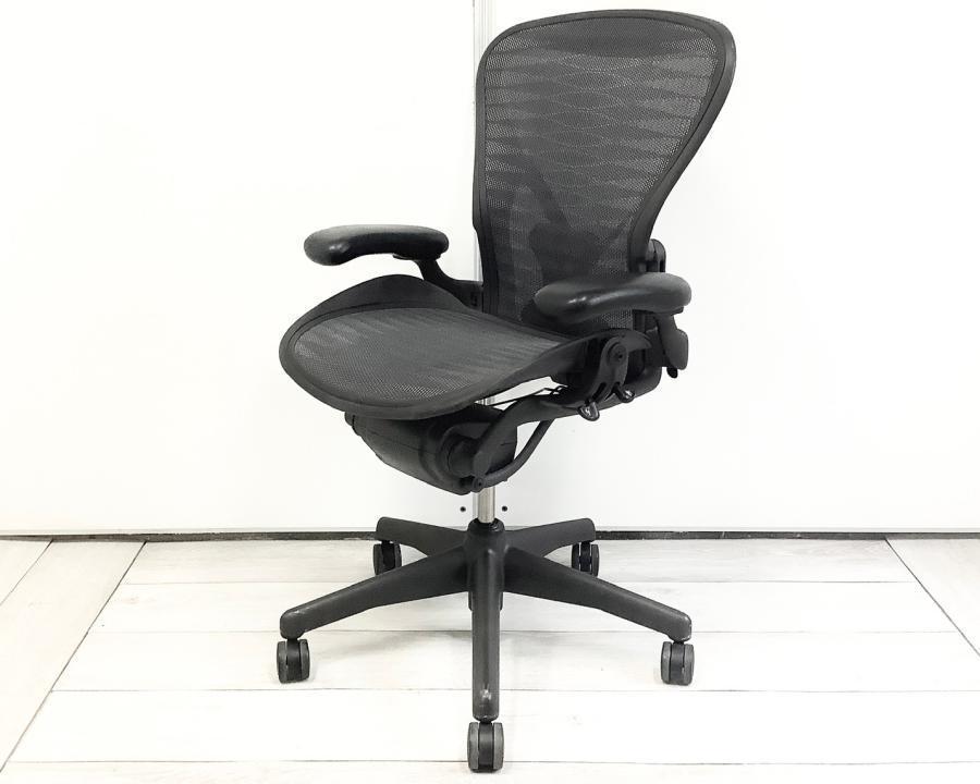 【展示品】大人気／定番／前傾チルト　◆Hermanmiller／ハーマンミラー　◆Aeron／アーロン　＊Bタイプ／ポスチャーフィット ※横浜本店撮影画像※
                        アーロンチェア（ポスチャー　フル装備）
                                    中古
            