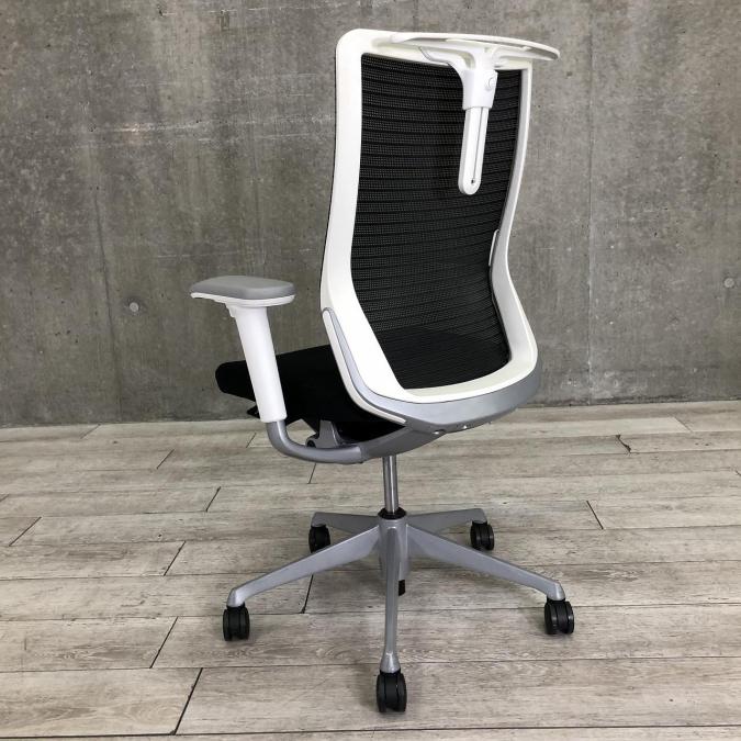 中古】コーラルメッシュ CQ86GW FSH1 オカムラ/okamura 肘付