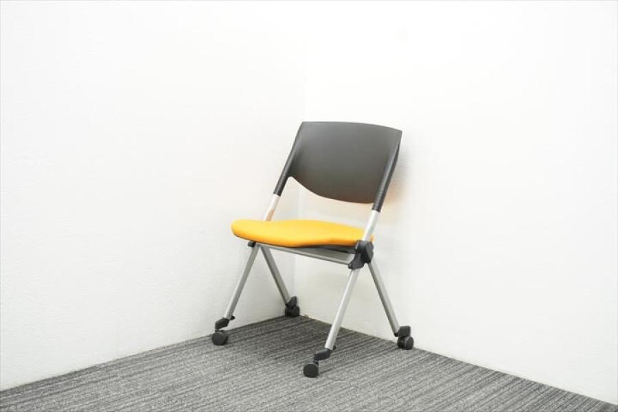 【30脚ロット入荷！】【T1】【中部地方在庫】オカムラ（okamura）リータシリーズ　ネスティングチェア　■色：オレンジ　新大阪店
                        リータⅡ
                                    中古
            