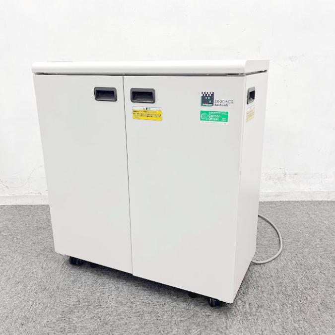 【比較的状態の良いコンパクトサイズのシュレッダーの入荷です！】ナカバヤシ　シュレッダー　コンパクト　ホワイト　個人情報　機密文書処理　【1台限定！】Aランク
                        スタンダードシュレッダー
                                    中古
            