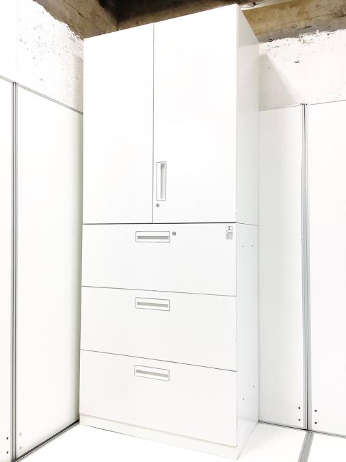 定番シリーズ！収納量抜群！観音開き＋引き出しタイプのキャビネットセット！■コクヨ/エディア/ホワイト
                        エディア
                                    中古
            