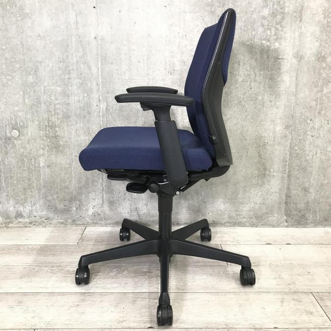 中古】エスクード C493ZR FFW4 オカムラ/okamura 肘付ローバック