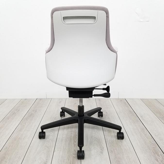 コクヨ グーフォ オフィスチェア ローバック C型肘 ブラックシェル ナイロンキャスター ブラック/プルシアンブルー 1脚(メーカー直送) 組立設置込コクヨ グーフォ オフィスチェア ローバック C型肘