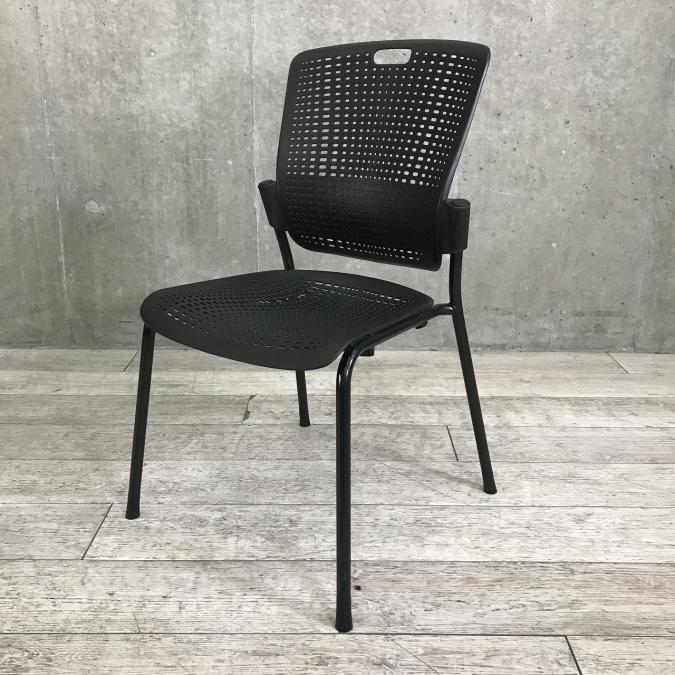 【在庫入替セール品！】■Humanscale(ヒューマンスケール)スタッキングチェア　ブラック
                        その他シリーズ
                                    中古
            
