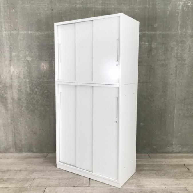 【3枚引き違い書庫セットが入荷しました！】【少しコンパクトなサイズのため設置しやすく上段も取り出しやすい！】
■内田洋行　HS（ハイパーストレージ）シリーズ　3枚引き違い＋引き違い書庫セット　■ホワイト【弊社使用欄：A00921430,A00921433】
                        HSシリーズ
                                    中古
            