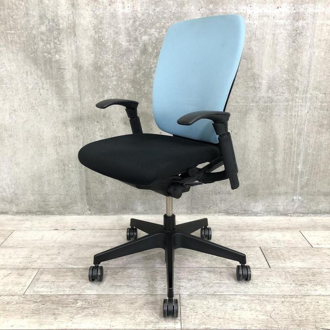 【定価約8万円】【人気シリーズのシンプルOAチェアの入荷です】■イトーキ製　フルゴ　OAチェア
                        フルゴ
                                    中古
            