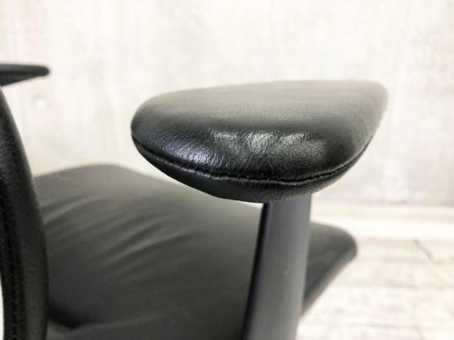 【中古】メダチェア vitra/ヴィトラ 肘付ハイバックチェア 434876