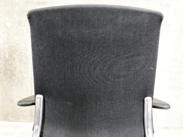 中古】メダチェア vitra/ヴィトラ 肘付ハイバックチェア 434876 - 中古