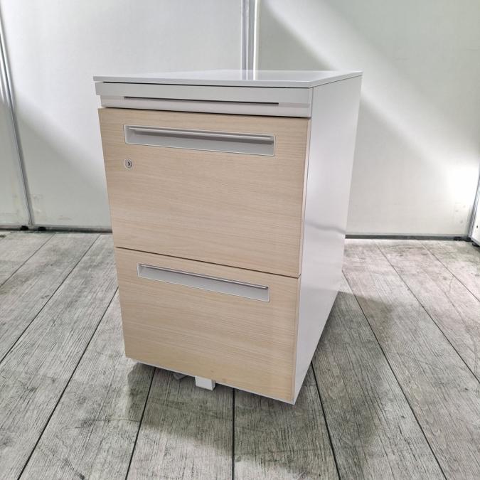 【1台限定】使用感の少ない良品入荷！　Sワゴンシリーズ　木目調　H650タイプ
                        Sワゴン シリーズ
                                    中古
            