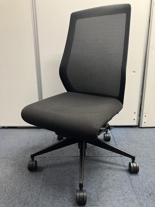 【1万円以下でオススメ！】■ウチダ　エルフィ　ブラック　ハイバック　メッシュ
                        エルフィ
                                    中古
            