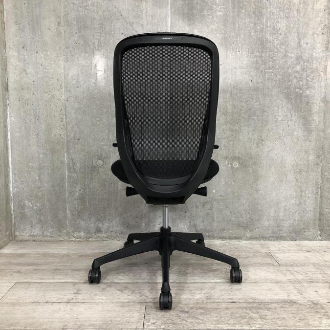 中古　okamura製　シルフィ　メッシュチェア　ハンガー付き　C635XR 2324 K274　松戸店舗 中古】シルフィーメッシュ C635XR-FMP1 オカムラ/okamura 肘無