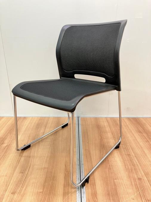 【コクヨ製のシンプルで可愛いチェア】ミーティング用や休憩スペースにいかが？【カラベル】
                        カラベル
                                    中古
            