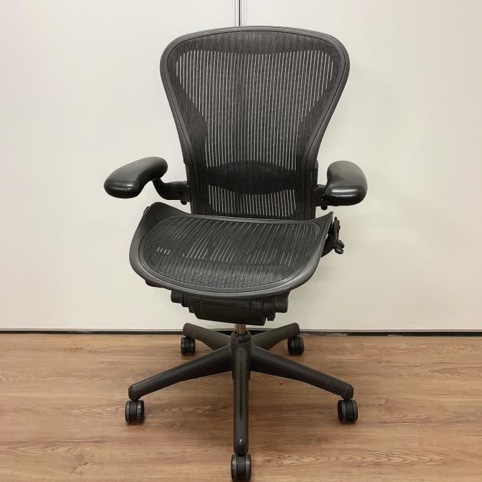 中古】アーロンチェア（ポスチャー フル装備） AE113AWB Herman Miller