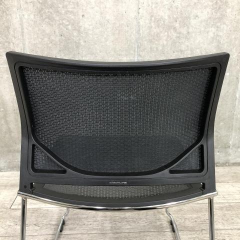 【中古】ツァルト 81R1AR オカムラ/okamura スタッキングチェア 437486