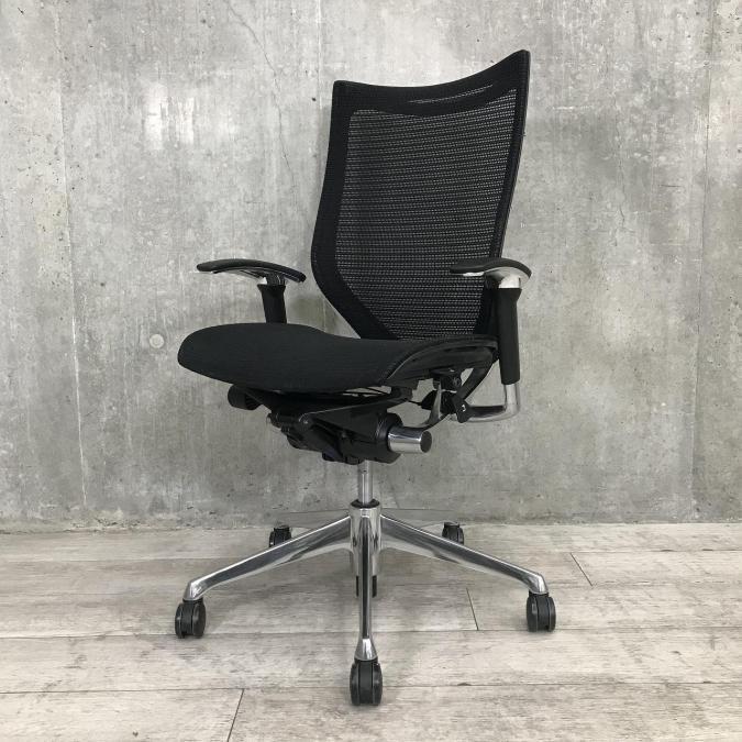 【硬めの座面が大人気！オカムラのハイクラスチェア】■オカムラ（okamura）製　バロン（Baron）チェア　肘付き ■ブラック【弊社使用欄：A00927564】【国産メッシュチェアの代表格！】　437652
                        バロンチェア
                                    中古
            