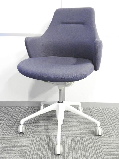 【カジュアルな空間を演出！】■ライブス ワークチェア（Lives Work Chair）　グレー
                        ライブス
                                    中古
            