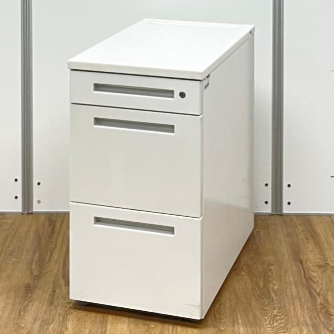 【レア】イトーキ製　CZRシリーズ　ホワイトカラー　デスク拡張　H720サイズ　3段脇机！！
                        CZR
                                    中古
            