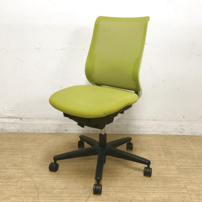 【在庫入替セール】軽快なデザインが人気のメッシュチェア　コクヨ　ミトラ　 ランバーサポート付き　ライトオリーブ
                        ミトラシリーズ
                                    中古
            