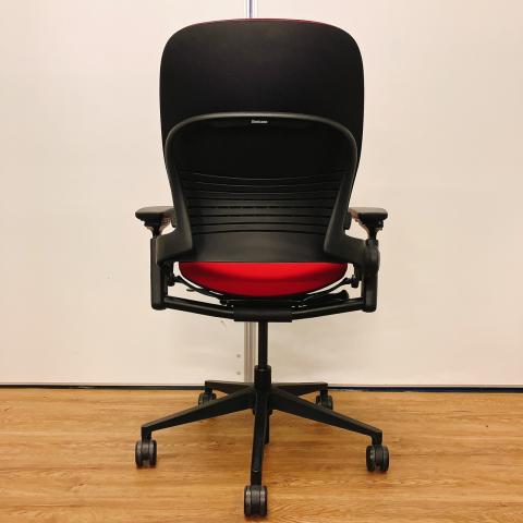 【中古】リープHD J502:CRIMSON Steelcase/スチールケース 肘付ハイバックチェア 439965