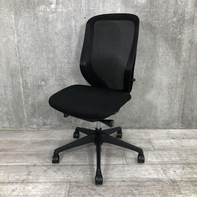 【美品】【２０１９年製】オカムラ シルフィー 肘なし ハイバック　背メッシュ 中古】オカムラ シルフィー ハイバック 肘なし バックカーブ