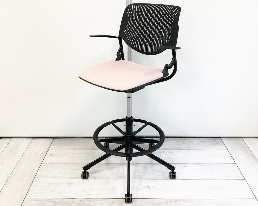 【2021年製】大人気／定番　◆Okamura／オカムラ　◆Runa／ルナ ※横浜本店撮影画像※
                        ルナ
                                    中古
            