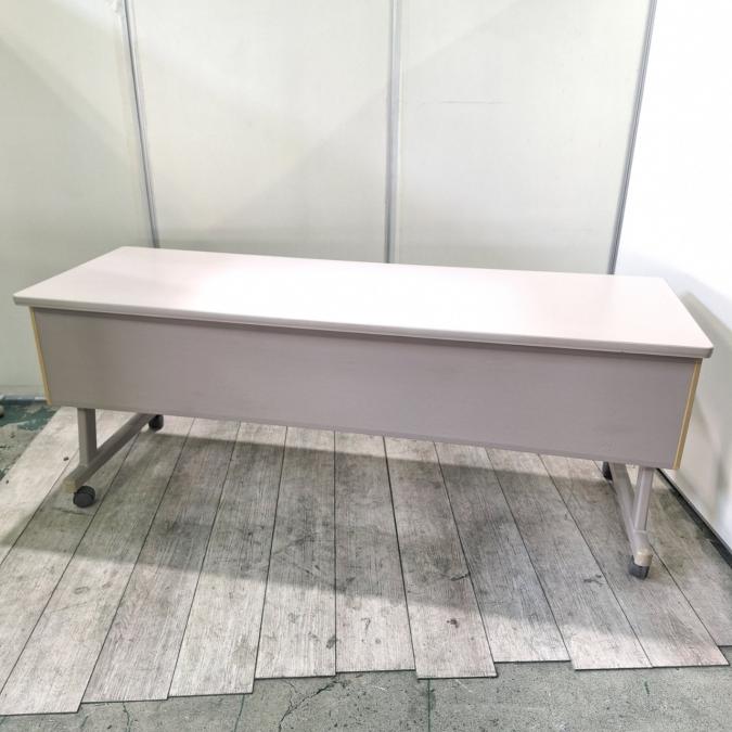 【幕板付き】2~3名で使用できる会議用テーブル入荷しました！
                        KT-900
                                    中古
            