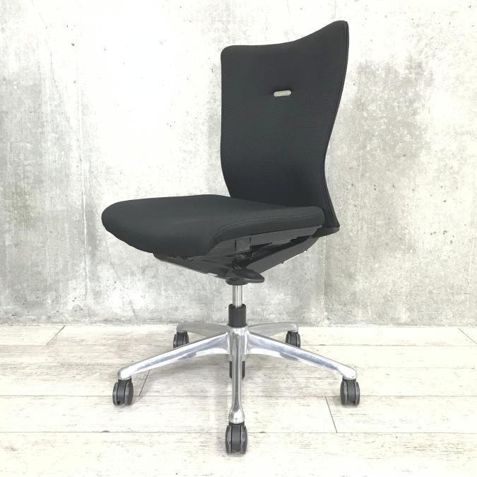 人気のハイバックチェア！オカムラ　フィーゴチェア
                        フィーゴ サイドファスナー
                                    中古
            