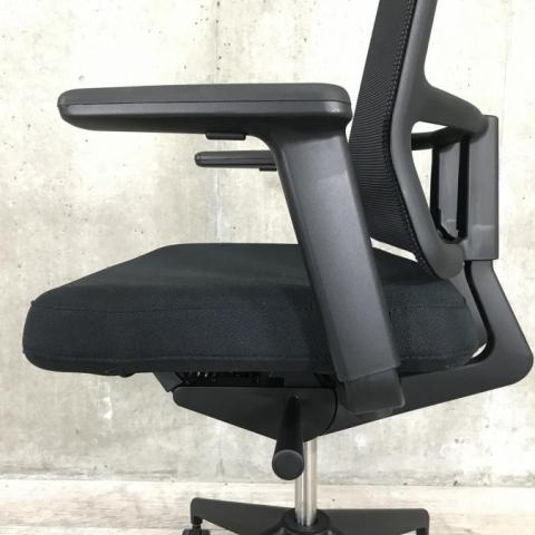 中古】AMチェア vitra/ヴィトラ 肘付ハイバックチェア 441397 - 中古 