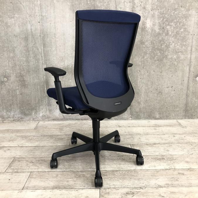 中古】エスクード C497ZR FHB4 オカムラ/okamura 肘付ハイバック