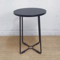 オカムラ　ライブスカフェテーブル　ブラック　450Φ　デザイン性の高い丸テーブル【ABW】