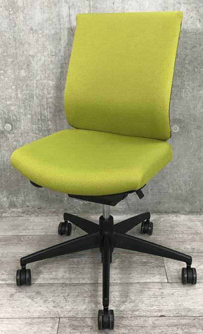 オフィスチェア】安定のコクヨ製チェア　ウィザード3　肘無し　根強い人気　明るい色
                        ウィザード3 樹脂
                                    中古
            