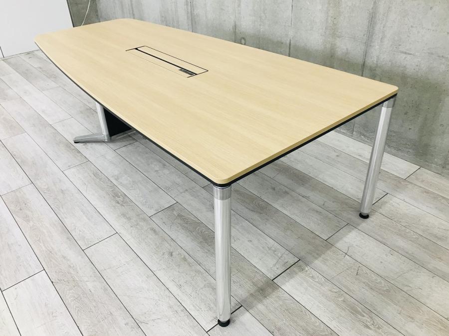 値下げしました。‼️ オカムラ　閲覧テーブル 値下げしました。‼️ オカムラ 閲覧テーブル 値下げしました