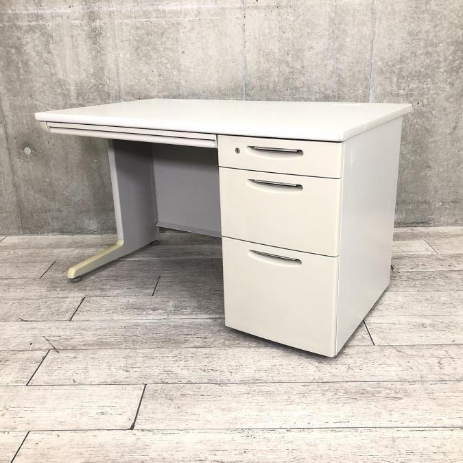 【訳アリ品】【人気サイズ！】オカムラSDシリーズ片袖机　横幅1200㎜　※天板ワレ有り
                        SD-Vシリーズ
                                    中古
            