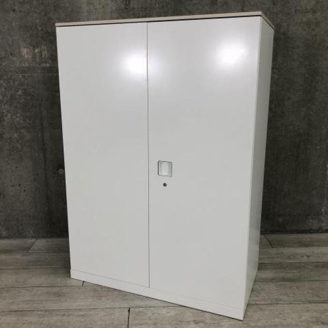 【使いやすさが人気です！】■オカムラ製　両開き書庫　ホワイト　ナチュラル天板　■上下左右から操作できる便利取っ手
                        レクトライン
                                    中古
            