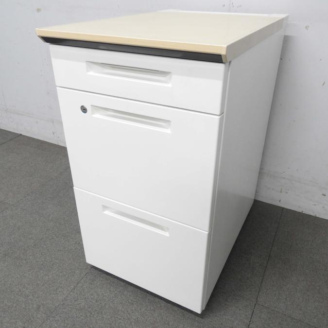 【在庫入替セール（本在庫限定価格）】【コレは便利！ワークスペース追加にもオススメ！】■コクヨ　アイエスシリーズ　3段脇机　木目天板タイプ
                        iSシリーズ
                                    中古
            