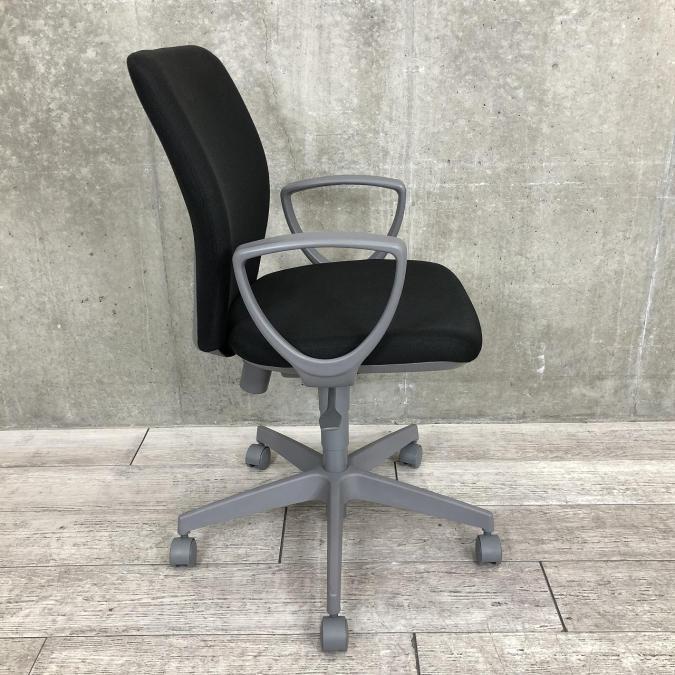 KOKUYO】『コクヨデスクチェア チェロ(Cello) 肘置き付 ブラック