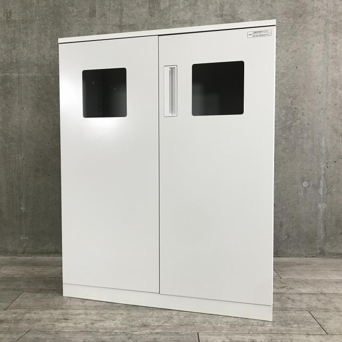 【珍しい！】リフレッシュエリアに！　■コクヨ製/トラッシュユニット/ホワイト（分別ダストボックス）　※片方の分別箱欠品
                        エディア
                                    中古
            