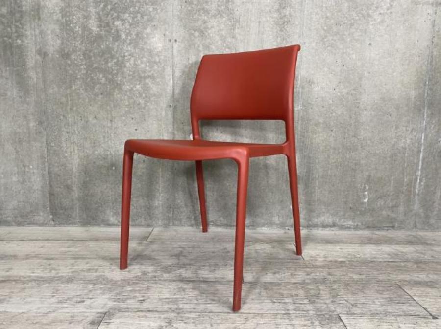 屋外仕様も可！スタック可能な存在感抜群のチェア！■Pedrali ■Ara Stoel ■レッド【弊社使用欄：A00886379】
                        その他シリーズ
                                    中古
            
