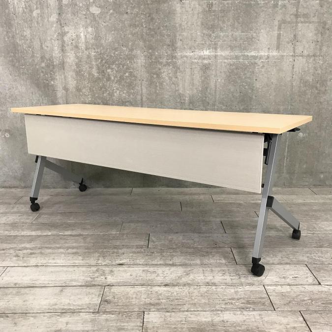 美しい木目天板＆片付け楽々キャスター付フラップテーブル！
■内田洋行/プラッテ/ナチュラル
                        プラッテ
                                    中古
            