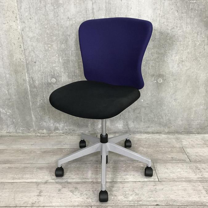 【ローコストチェアの定番！】■イナバ（inaba）　バルチェ　■ローバック　肘無しタイプ　■ブルー×ブラック【使いやすいスタンダードなデザイン】@2k
                        Valche
                                    中古
            