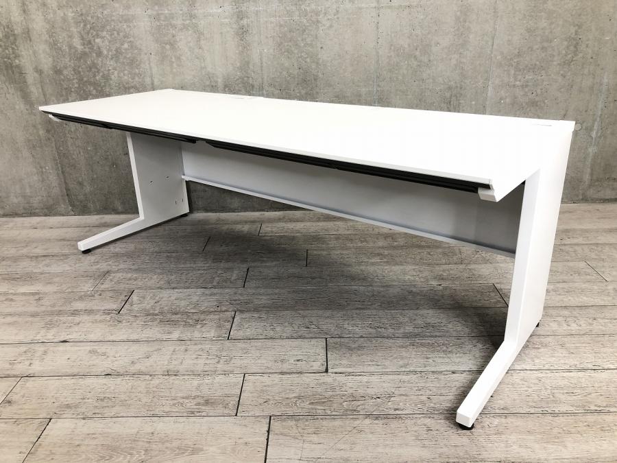 【W2000のレアサイズが6台入荷】コクヨ　iS　平机　ホワイト　薄引出付き（4か所）
                        iSシリーズ
                                    中古
            